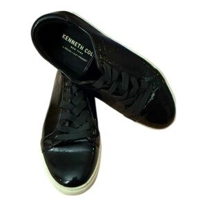 Kenneth Cole Black Leather Sneakers Women Size 6.5 Minimalist Streetwear Casual